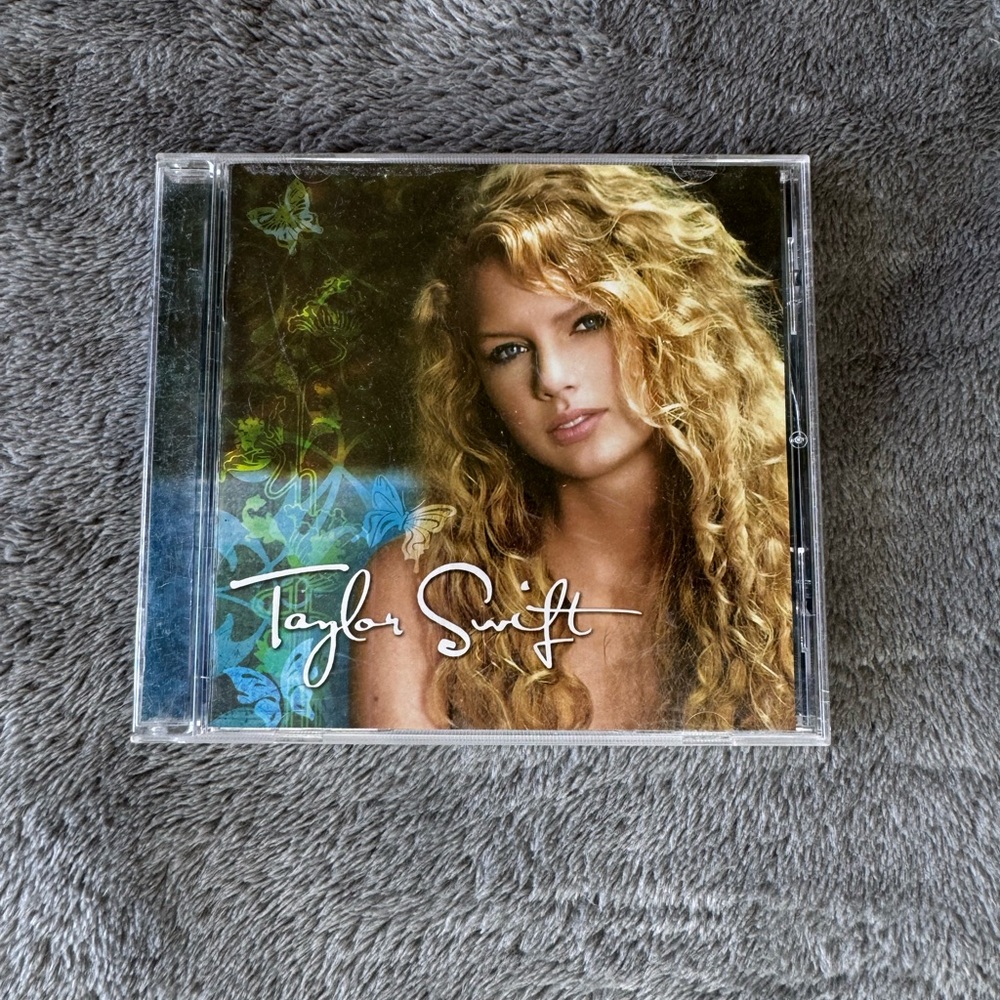 Taylor Swift Debut Album CD